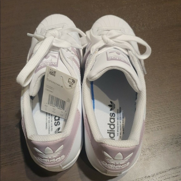 NWT Adidas cloud superstar white/purple - Picture 3 of 8